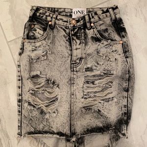 One Teaspoon distressed denim skirt